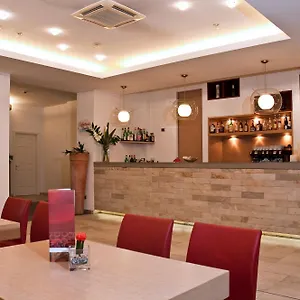 4* Hotel Remilia